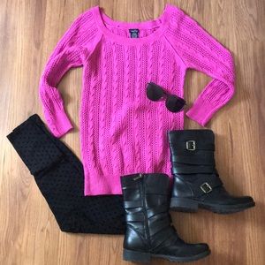 Magenta 3/4 sleeve sweater